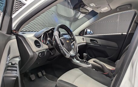Chevrolet Cruze II, 2012 год, 650 000 рублей, 10 фотография