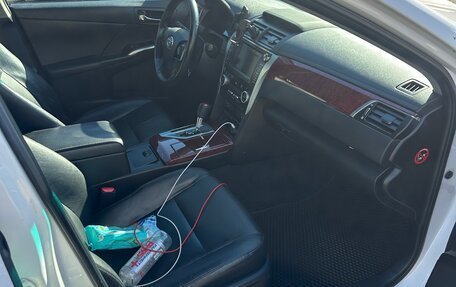 Toyota Camry, 2014 год, 1 750 000 рублей, 11 фотография