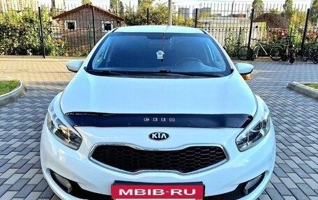 KIA cee'd III, 2013 год, 985 000 рублей, 2 фотография