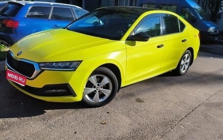 Skoda Octavia IV, 2021 год, 1 550 000 рублей, 1 фотография