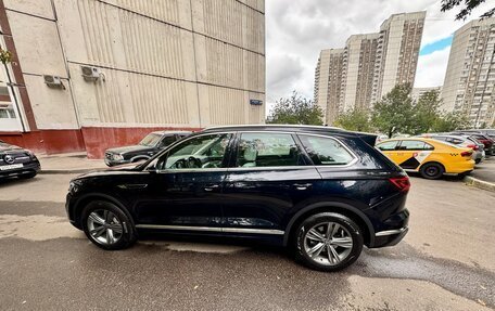 Volkswagen Touareg III, 2021 год, 7 000 000 рублей, 5 фотография