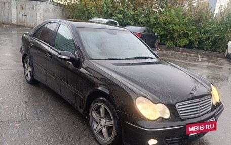 Mercedes-Benz C-Класс, 2006 год, 685 000 рублей, 5 фотография