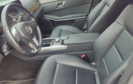 Mercedes-Benz E-Класс, 2012 год, 14 фотография