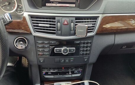 Mercedes-Benz E-Класс, 2012 год, 12 фотография