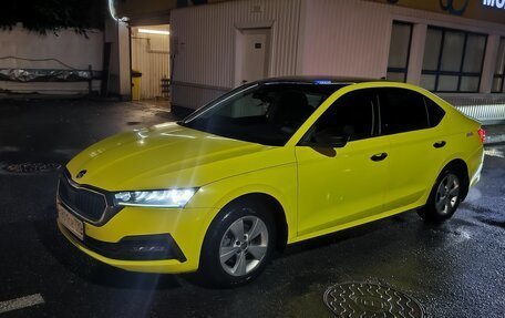 Skoda Octavia IV, 2021 год, 1 550 000 рублей, 2 фотография