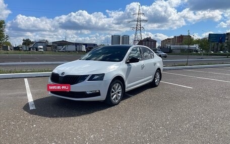 Skoda Octavia, 2017 год, 1 660 000 рублей, 2 фотография