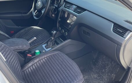 Skoda Octavia, 2017 год, 1 660 000 рублей, 13 фотография