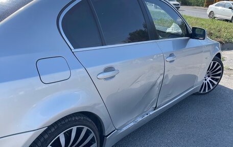 BMW 5 серия, 2004 год, 890 000 рублей, 9 фотография