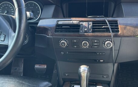 BMW 5 серия, 2004 год, 890 000 рублей, 14 фотография