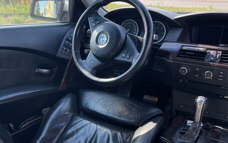 BMW 5 серия, 2004 год, 890 000 рублей, 15 фотография