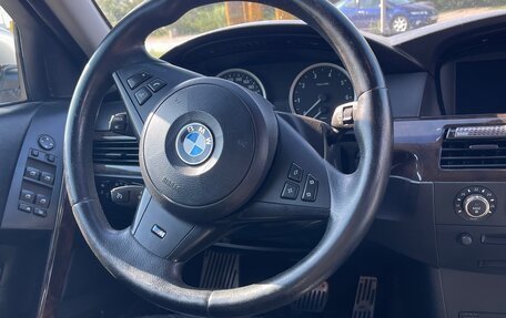 BMW 5 серия, 2004 год, 890 000 рублей, 13 фотография
