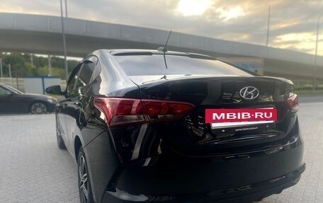 Hyundai Solaris II рестайлинг, 2021 год, 1 580 000 рублей, 10 фотография