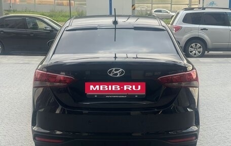 Hyundai Solaris II рестайлинг, 2021 год, 1 580 000 рублей, 13 фотография