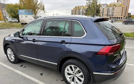 Volkswagen Tiguan II, 2017 год, 2 550 000 рублей, 3 фотография