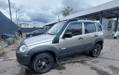 Chevrolet Niva I рестайлинг, 2015 год, 600 000 рублей, 1 фотография