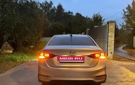 Hyundai Solaris II рестайлинг, 2017 год, 1 200 000 рублей, 5 фотография