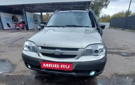 Chevrolet Niva I рестайлинг, 2015 год, 600 000 рублей, 2 фотография