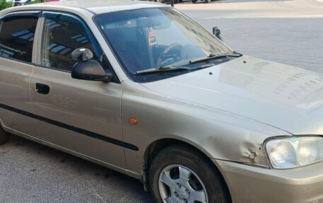 Hyundai Accent II, 2004 год, 650 000 рублей, 4 фотография