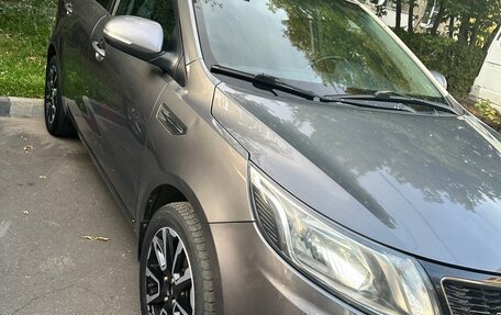 KIA Rio III рестайлинг, 2014 год, 900 000 рублей, 2 фотография