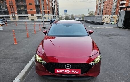 Mazda 3, 2019 год, 2 200 000 рублей, 2 фотография