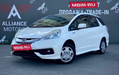 Honda Fit Shuttle I рестайлинг, 2014 год, 1 090 000 рублей, 3 фотография