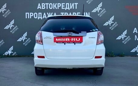 Honda Fit Shuttle I рестайлинг, 2014 год, 1 090 000 рублей, 6 фотография