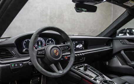 Porsche 911, 2025 год, 33 000 000 рублей, 9 фотография