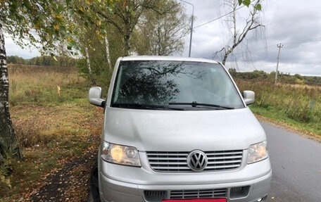 Volkswagen Transporter T5 рестайлинг, 2006 год, 1 050 000 рублей, 2 фотография