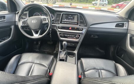 Hyundai Sonata VII, 2017 год, 1 600 000 рублей, 14 фотография