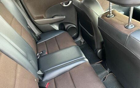 Honda Fit Shuttle I рестайлинг, 2012 год, 1 000 000 рублей, 17 фотография