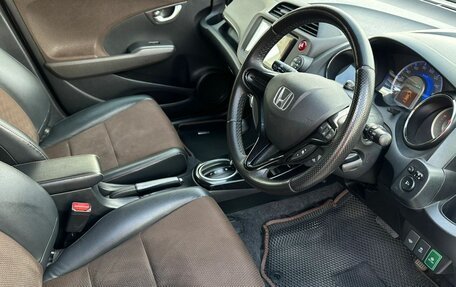 Honda Fit Shuttle I рестайлинг, 2012 год, 1 000 000 рублей, 16 фотография