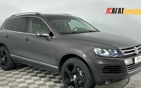 Volkswagen Touareg III, 2012 год, 1 890 000 рублей, 3 фотография