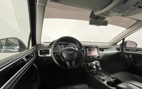 Volkswagen Touareg III, 2012 год, 1 890 000 рублей, 14 фотография