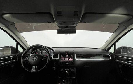 Volkswagen Touareg III, 2012 год, 1 890 000 рублей, 11 фотография