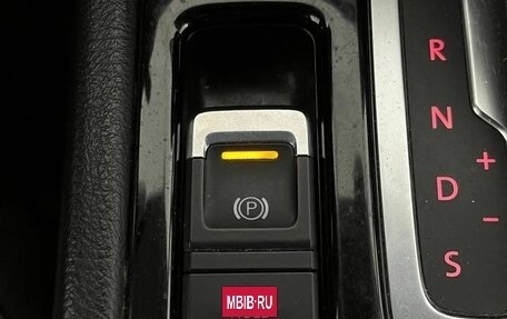 Volkswagen Touareg III, 2012 год, 1 890 000 рублей, 28 фотография