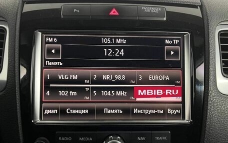 Volkswagen Touareg III, 2012 год, 1 890 000 рублей, 24 фотография