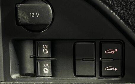 Volkswagen Touareg III, 2012 год, 1 890 000 рублей, 34 фотография