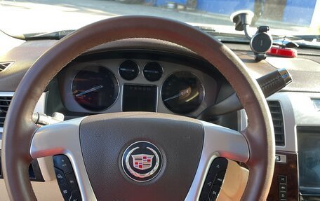 Cadillac Escalade III, 2008 год, 1 444 000 рублей, 13 фотография