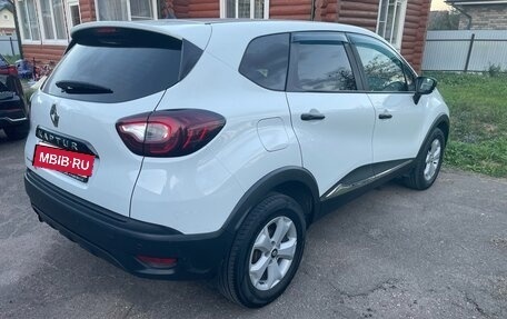 Renault Kaptur I рестайлинг, 2018 год, 1 260 000 рублей, 4 фотография