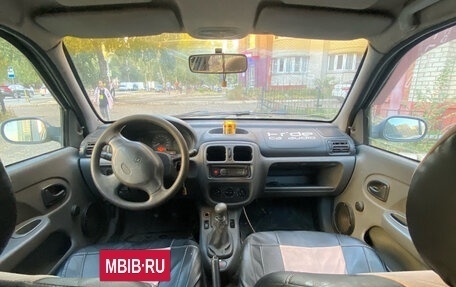 Renault Clio III, 2001 год, 175 000 рублей, 11 фотография