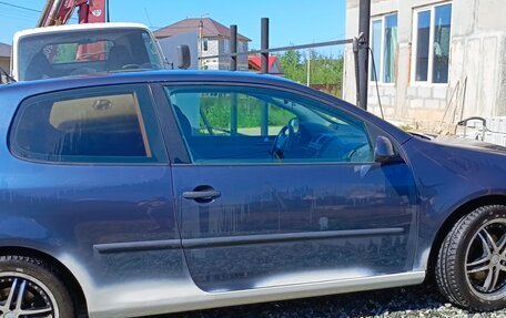 Volkswagen Golf V, 2005 год, 300 000 рублей, 3 фотография