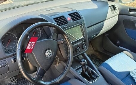 Volkswagen Golf V, 2005 год, 300 000 рублей, 4 фотография