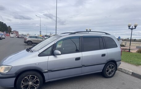 Opel Zafira A рестайлинг, 2002 год, 350 000 рублей, 11 фотография