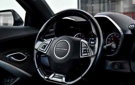 Chevrolet Camaro VI, 2016 год, 2 450 000 рублей, 17 фотография