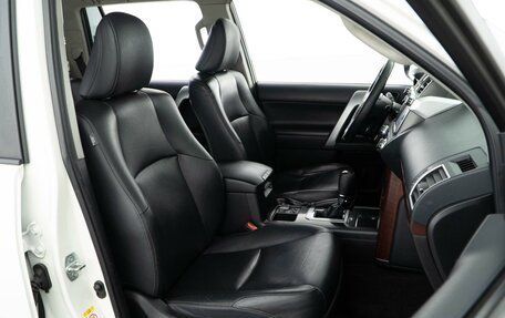 Toyota Land Cruiser Prado 150 рестайлинг 2, 2017 год, 3 749 460 рублей, 8 фотография