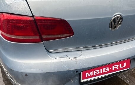 Volkswagen Passat B7, 2011 год, 650 000 рублей, 4 фотография
