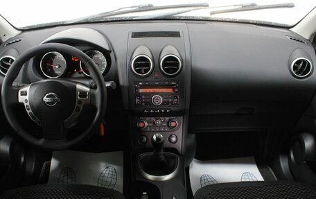 Nissan Qashqai, 2010 год, 755 000 рублей, 13 фотография