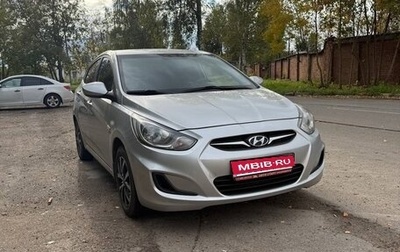 Hyundai Solaris II рестайлинг, 2011 год, 730 000 рублей, 1 фотография
