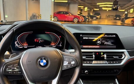 BMW 3 серия, 2019 год, 3 900 000 рублей, 16 фотография