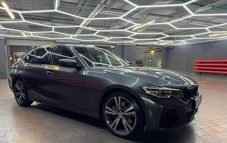 BMW 3 серия, 2019 год, 3 900 000 рублей, 8 фотография